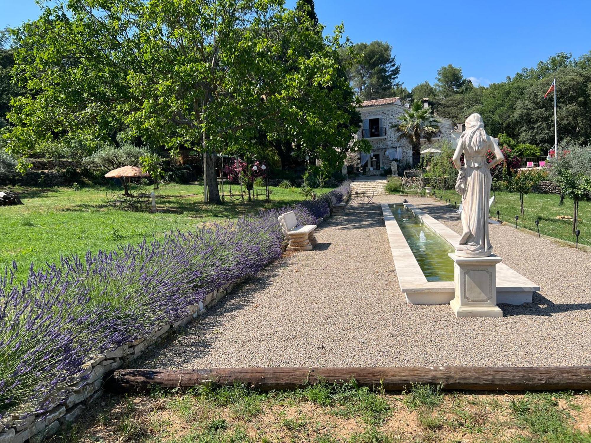 Bastide Des Hesperides Apartment Flayosc Екстериор снимка