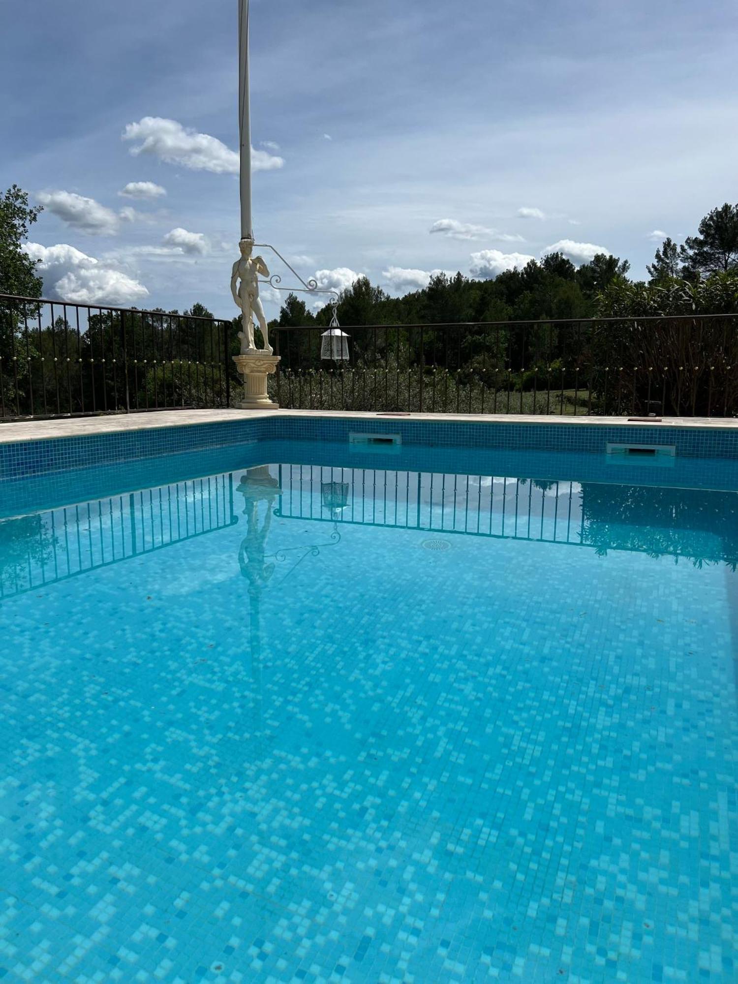 Bastide Des Hesperides Apartment Flayosc Екстериор снимка